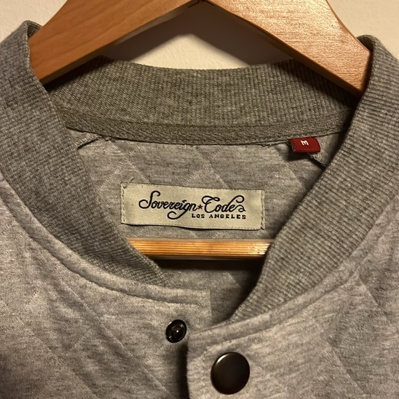 Sovereign Code Quilted Bomber Jacket in Heather Gray. Men’s Size M - Picture 4 of 6